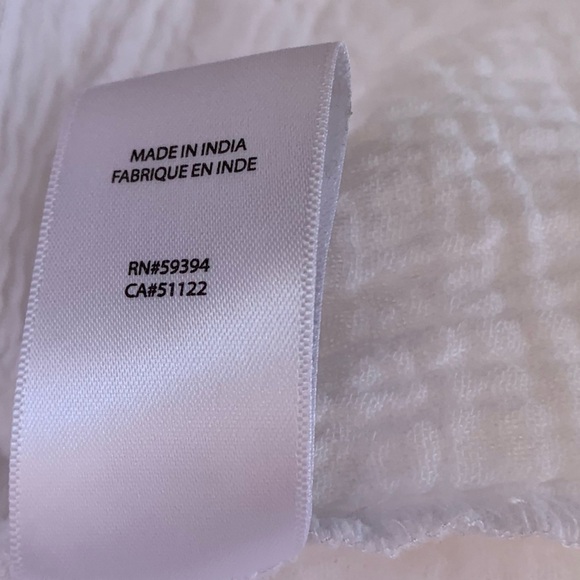 White V-Neck Short Sleeve Dress - Picture 7 of 10